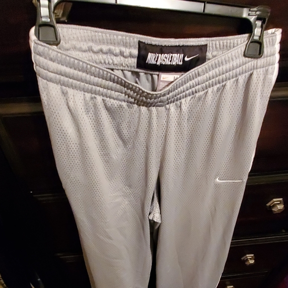 Pants - Picture 3 of 4